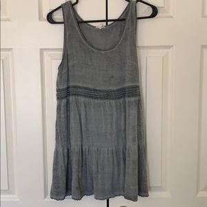 En Creme Sleeveless Top